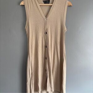 Tan Sleeveless Button-Down dress
